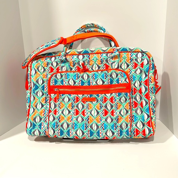 Vera Bradley Shoulder Bag - Picture 1 of 4